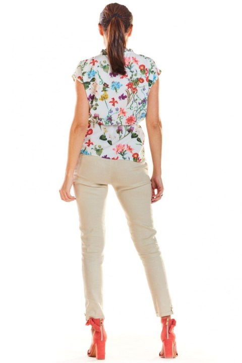 Bluzka Model M194 Flowers Ecru - Infinite You Bluzka Model M194 Flowers Ecru - Infinite You