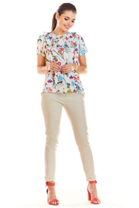 Bluzka M198 Flowers Ecru - Infinite You Bluzka M198 Flowers Ecru - Infinite You