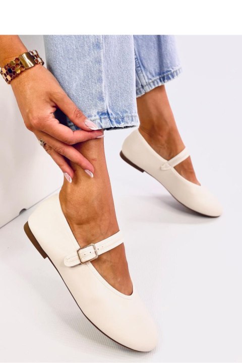 Baleriny z paseczkiem ROTARO BEIGE - Inello Baleriny z paseczkiem ROTARO BEIGE - Inello