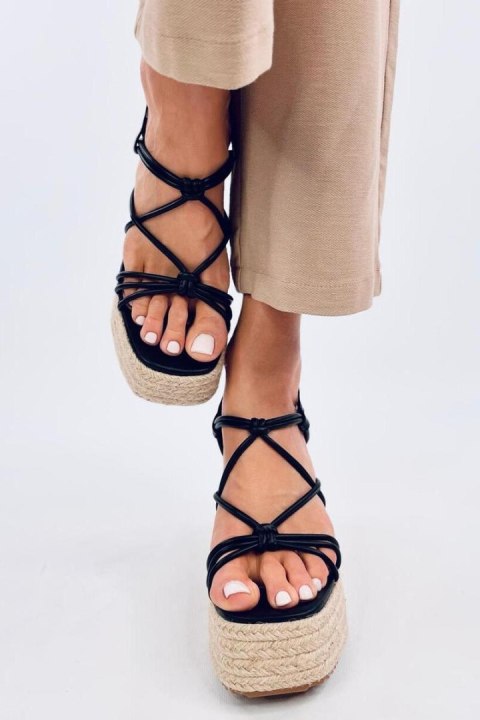 Sandałki espadryle na koturnie PASCAI BLACK - Inello Sandałki espadryle na koturnie PASCAI BLACK - Inello