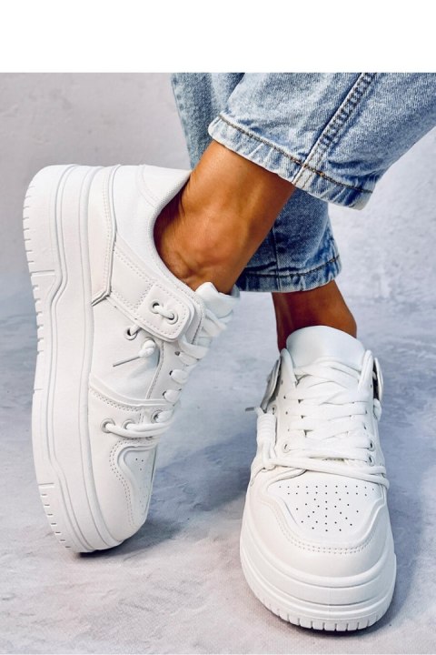 Sneakersy na wysokiej podeszwie CLAVELL WHITE - Inello Sneakersy na wysokiej podeszwie CLAVELL WHITE - Inello