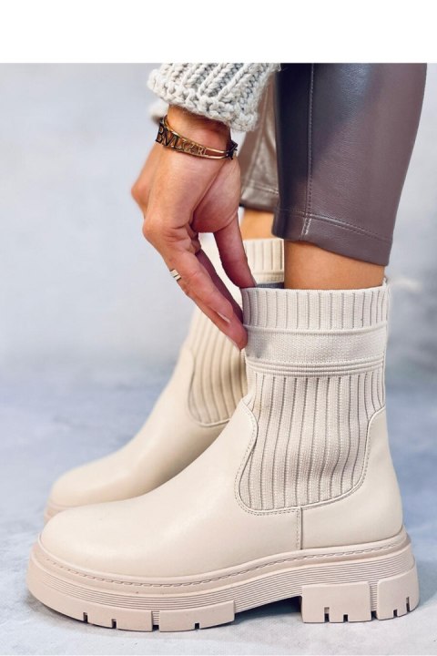 Botki z elastyczną cholewką DEMUS BEIGE - Inello Botki z elastyczną cholewką DEMUS BEIGE - Inello