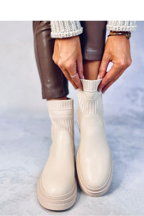Botki z elastyczną cholewką DEMUS BEIGE - Inello Botki z elastyczną cholewką DEMUS BEIGE - Inello