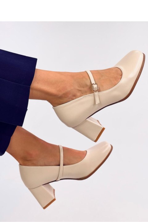 Czółenka na obcasie w stylu Mary Jane KEEFEL BEIGE - Inello Czółenka na obcasie w stylu Mary Jane KEEFEL BEIGE - Inello