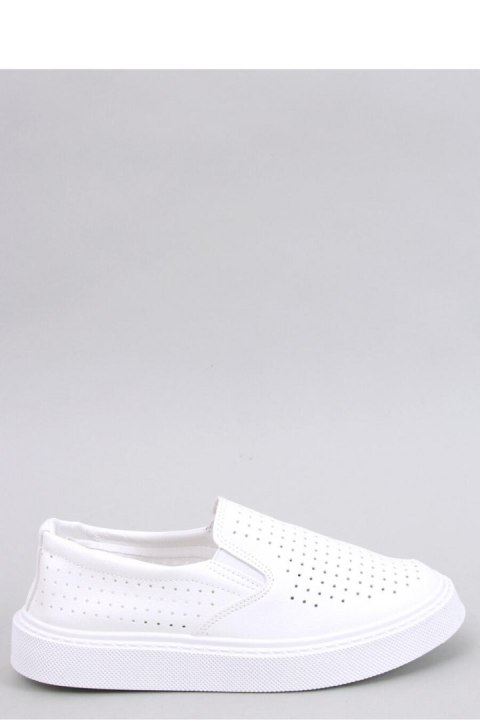 Trampki slip-on ażurowe TOWNS WHITE - Inello Trampki slip-on ażurowe TOWNS WHITE - Inello