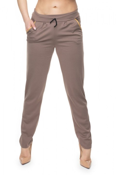 Spodnie Damskie Model 0101 Cappuccino - PeeKaBoo Spodnie Damskie Model 0101 Cappuccino - PeeKaBoo