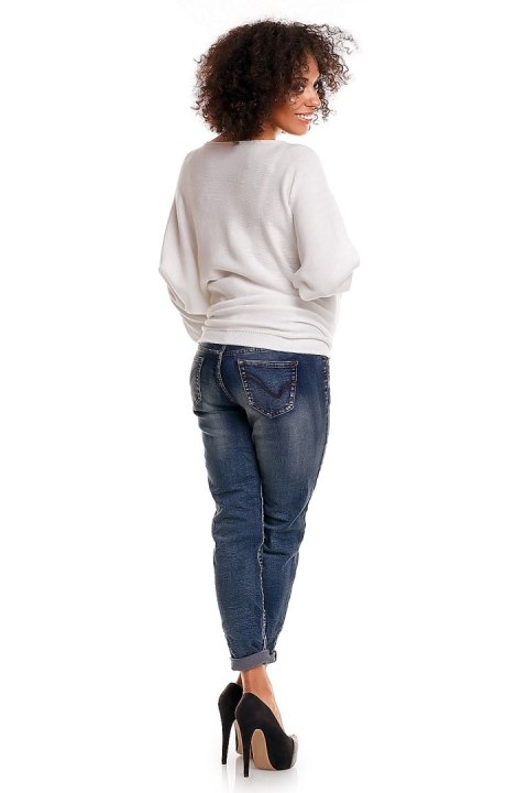 Sweter model 70003C White - PeeKaBoo Sweter model 70003C White - PeeKaBoo