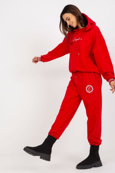 Spodnie Komplet Model RV-KMPL-8284.37P Red - Relevance Hurtownia odzieży on-line, moda damska, bielizna i obuwie dla kobiet - Ma Spodnie Komplet Model RV-KMPL-8284.37P Red - Relevance Hurtownia odzieży on-line, moda damska, bielizna i obuwie dla kobiet - Ma