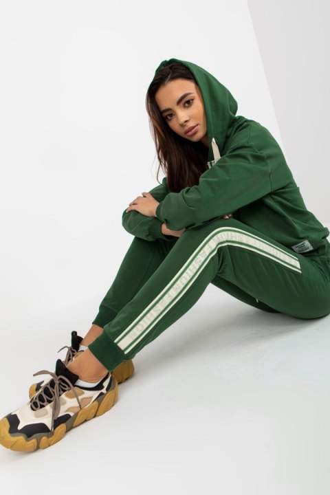 Spodnie Komplet Model RV-KMPL-8297.52P Dark Green - Relevance Spodnie Komplet Model RV-KMPL-8297.52P Dark Green - Relevance