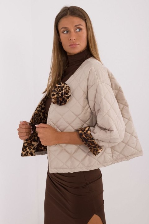 Kurtka Damska Model DHJ-KR-A8357.50 Beige - Italy Moda Kurtka Damska Model DHJ-KR-A8357.50 Beige - Italy Moda