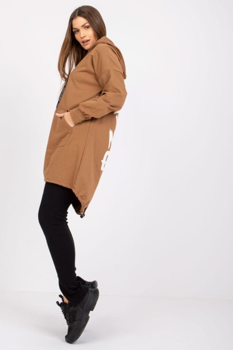 Bluza Damska Model DHJ-BL-20136.37 Camel - Italy Moda Bluza Damska Model DHJ-BL-20136.37 Camel - Italy Moda
