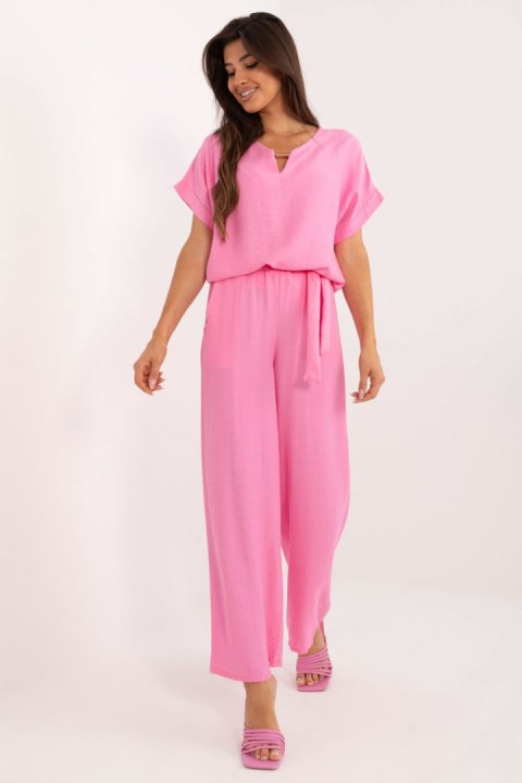 Spodnie Komplet Model DHJ-KMPL-3301.63 Pink - Italy Moda Spodnie Komplet Model DHJ-KMPL-3301.63 Pink - Italy Moda