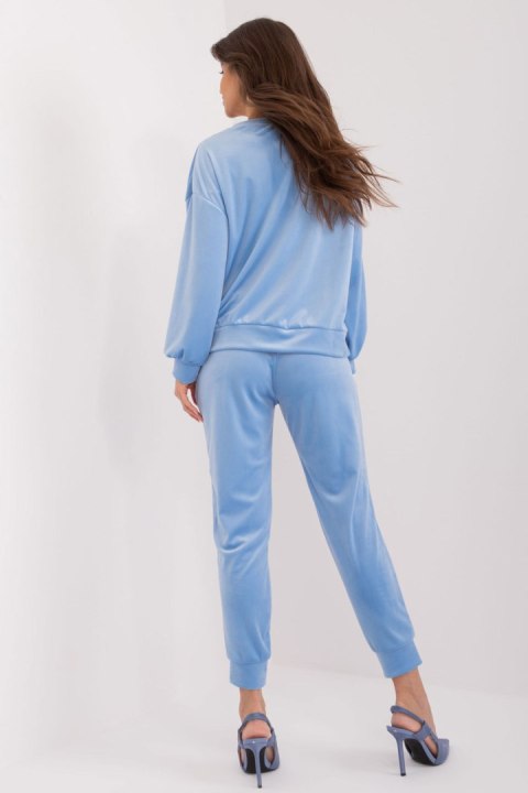 Spodnie Komplet Model DHJ-KMPL-8870.59 Light Blue - Italy Moda Spodnie Komplet Model DHJ-KMPL-8870.59 Light Blue - Italy Moda