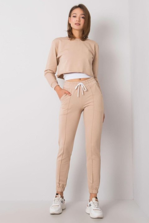 Spodnie Komplet Model HG-KMPL-5382.21 Beige - Rue Paris Spodnie Komplet Model HG-KMPL-5382.21 Beige - Rue Paris