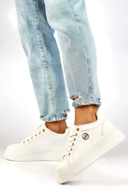 Buty Sportowe Model TL251-9W White - PRIMO Hurtownia odzieży on-line, moda damska, bielizna i obuwie dla kobiet - Matterhorn.pl