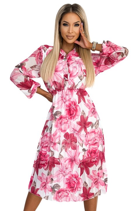 449-5 CARLA Plisowana sukienka midi z guziczkami i długim rękawkiem - ciemno-różowe KWIATY na białym tle Numoco basic 449-5 CARLA Plisowana sukienka midi z guziczkami i długim rękawkiem - ciemno-różowe KWIATY na białym tle Numoco basic