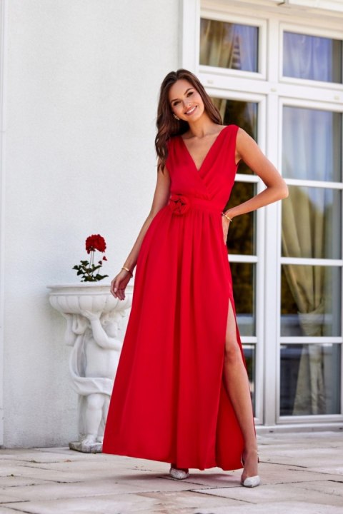 Paloma - satynowa sukienka maxi z ozdobną różą Paloma - satynowa sukienka maxi z ozdobną różą