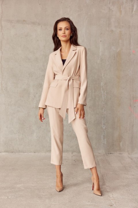Jocelyn - elegancka marynarka damska z wiązaniem Jocelyn - elegancka marynarka damska z wiązaniem