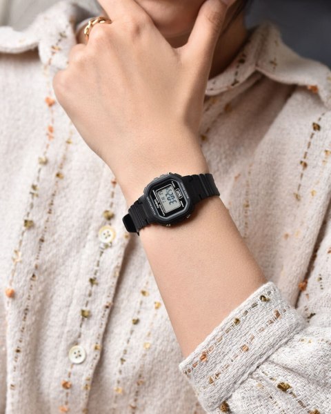 ZEGAREK DZIECIĘCY CASIO LA-20WH-1AEF + BOX ZEGAREK DZIECIĘCY CASIO LA-20WH-1AEF + BOX