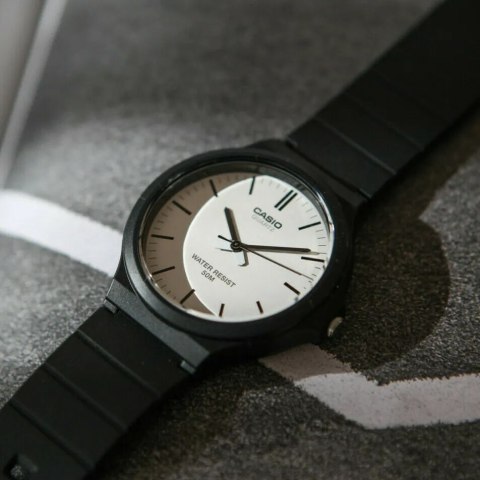 ZEGAREK MĘSKI CASIO MW-240-7E (zd166i) - KLASYKA + BOX ZEGAREK MĘSKI CASIO MW-240-7E (zd166i) - KLASYKA + BOX