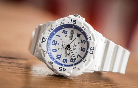 ZEGAREK MĘSKI CASIO MRW-200HC-7B2 10 Bar (zd174d) + BOX ZEGAREK MĘSKI CASIO MRW-200HC-7B2 10 Bar (zd174d) + BOX