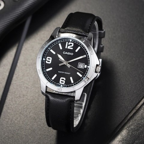 ZEGAREK MĘSKI CASIO MTP-V004L-1B + BOX (zd046g) ZEGAREK MĘSKI CASIO MTP-V004L-1B + BOX (zd046g)