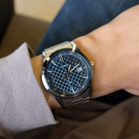 ZEGAREK MĘSKI CASIO MTP-VD03D-2A2 + BOX ZEGAREK MĘSKI CASIO MTP-VD03D-2A2 + BOX