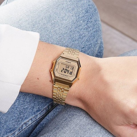 ZEGAREK DAMSKI CASIO VINTAGE LA680WGA-9D + BOX ZEGAREK DAMSKI CASIO VINTAGE LA680WGA-9D + BOX