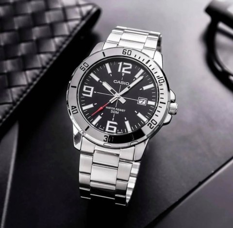 Casio ZEGAREK MĘSKI CASIO MTP-VD01D-1BV + BOX Casio ZEGAREK MĘSKI CASIO MTP-VD01D-1BV + BOX