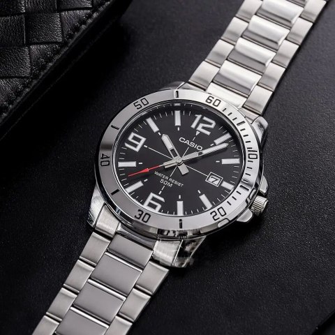 Casio ZEGAREK MĘSKI CASIO MTP-VD01D-1BV + BOX Casio ZEGAREK MĘSKI CASIO MTP-VD01D-1BV + BOX
