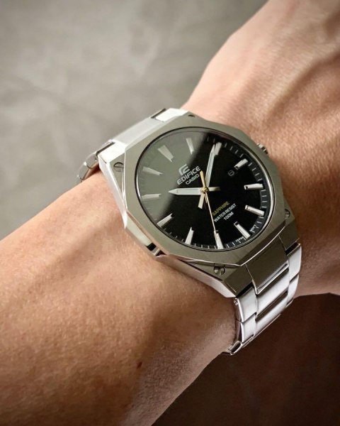Casio Zegarek Męski Casio EFR-S108D-1A Edifice Classic Sapphire + BOX Casio Zegarek Męski Casio EFR-S108D-1A Edifice Classic Sapphire + BOX