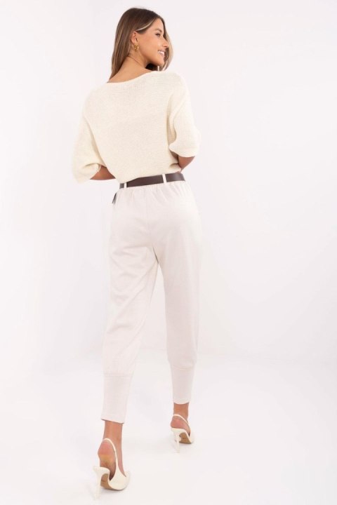 Spodnie Dresowe Model DHJ-SP-20316.16 Light Beige - Italy Moda Spodnie Dresowe Model DHJ-SP-20316.16 Light Beige - Italy Moda