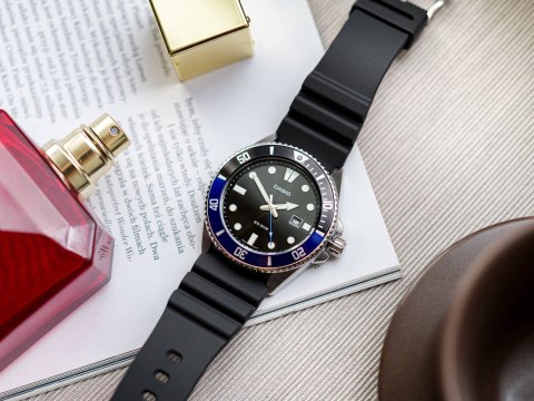 ZEGAREK MĘSKI CASIO MDV 107-1A2VEF (zd172a) + BOX ZEGAREK MĘSKI CASIO MDV 107-1A2VEF (zd172a) + BOX