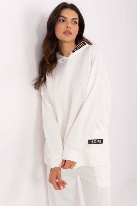 Bluza Damska Model DHJ-BL-20522.89 Ecru - Italy Moda Bluza Damska Model DHJ-BL-20522.89 Ecru - Italy Moda