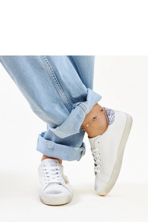 Białe sneakersy z efektem ,,znoszenia`` Gombola - Solea Białe sneakersy z efektem ,,znoszenia`` Gombola - Solea