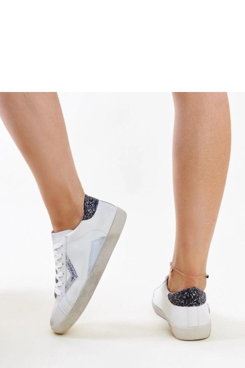 Białe sneakersy z efektem ,,znoszenia`` Gombola - Solea Białe sneakersy z efektem ,,znoszenia`` Gombola - Solea