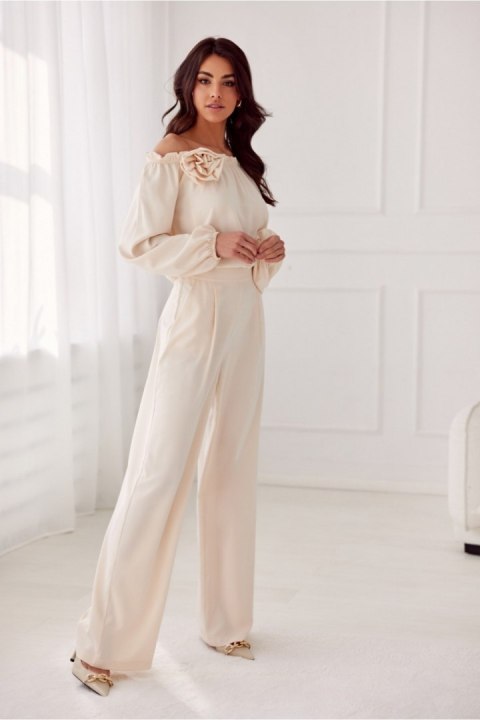 Spodnie Damskie Model Alaya BEJ SPD0032 Light Beige - Roco Fashion Spodnie Damskie Model Alaya BEJ SPD0032 Light Beige - Roco Fashion