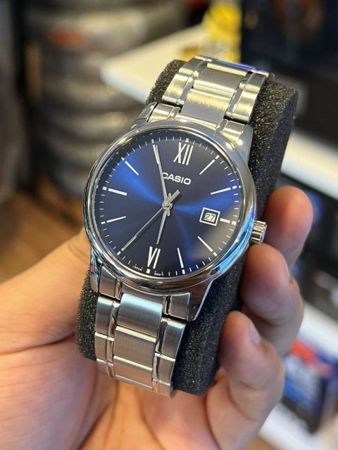 Casio ZEGAREK MĘSKI CASIO MTP-V002D-2B3 + BOX (zd223b) Casio ZEGAREK MĘSKI CASIO MTP-V002D-2B3 + BOX (zd223b)