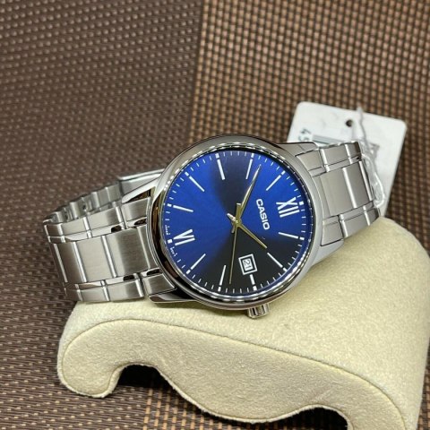 Casio ZEGAREK MĘSKI CASIO MTP-V002D-2B3 + BOX (zd223b) Casio ZEGAREK MĘSKI CASIO MTP-V002D-2B3 + BOX (zd223b)