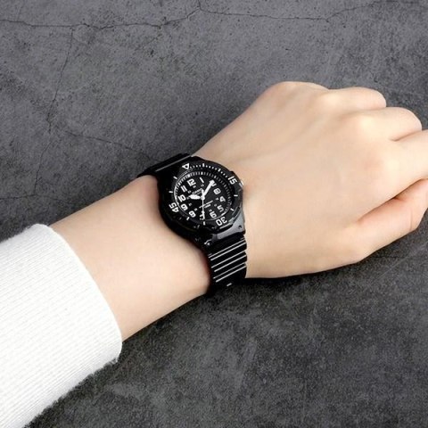 ZEGAREK DAMSKI CASIO LRW-200H 1BV (zd557b) + BOX ZEGAREK DAMSKI CASIO LRW-200H 1BV (zd557b) + BOX