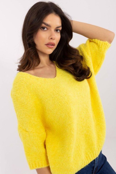 Sweter Damski Model MI-SW-2103.07 Yellow - Italy Moda Sweter Damski Model MI-SW-2103.07 Yellow - Italy Moda