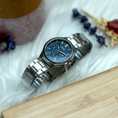 Casio ZEGAREK DAMSKI CASIO LTP-V300D-1A (zd566g) + BOX Casio ZEGAREK DAMSKI CASIO LTP-V300D-1A (zd566g) + BOX