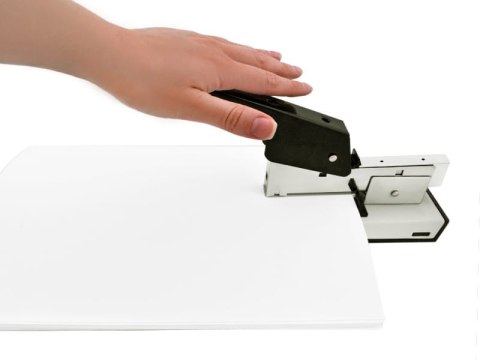 Zszywacz do papieru do 100 kartek PAKO Zszywacz do papieru do 100 kartek PAKO