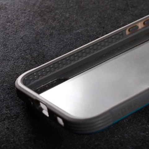 X-Doria Raptic Shield - Etui aluminiowe iPhone 14 Pro (Drop-Tested 3m) (Iridescent) X-Doria X-Doria Raptic Shield - Etui aluminiowe iPhone 14 Pro (Drop-Tested 3m) (Iridescent) X-Doria