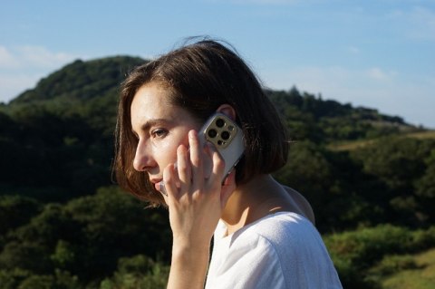 Moshi iGlaze MagSafe - Etui iPhone 14 Plus (Sunset Gold) Moshi Moshi iGlaze MagSafe - Etui iPhone 14 Plus (Sunset Gold) Moshi
