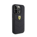 Ferrari Quilted Metal Logo - Etui iPhone 15 Pro (czarny) Ferrari