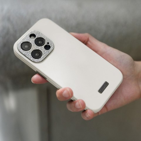 Moshi Napa MagSafe - Skórzane etui iPhone 15 Pro (Eggnog White) Moshi Moshi Napa MagSafe - Skórzane etui iPhone 15 Pro (Eggnog White) Moshi