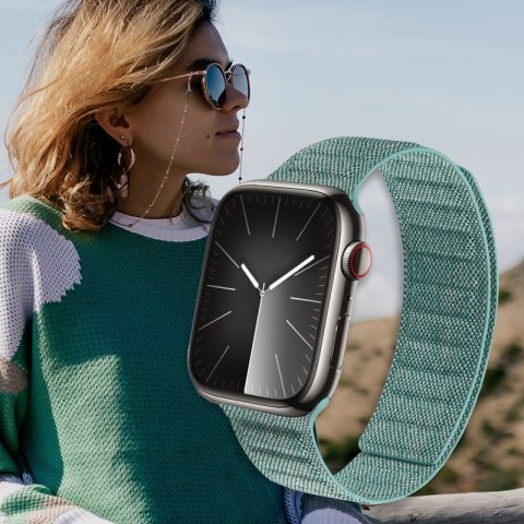 Crong Melange - Pasek magnetyczny do Apple Watch 44/45/46/49 mm (turkusowy melanż) Crong Crong Melange - Pasek magnetyczny do Apple Watch 44/45/46/49 mm (turkusowy melanż) Crong