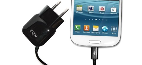 PURO Mini Travel Charger - Przenośna ładowarka sieciowa z kablem Micro USB (czarny) Puro PURO Mini Travel Charger - Przenośna ładowarka sieciowa z kablem Micro USB (czarny) Puro