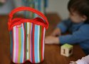 BUILT Bottle Buddy - Termoopakowanie do butelek podwójne (Baby Pink Stripe) Built